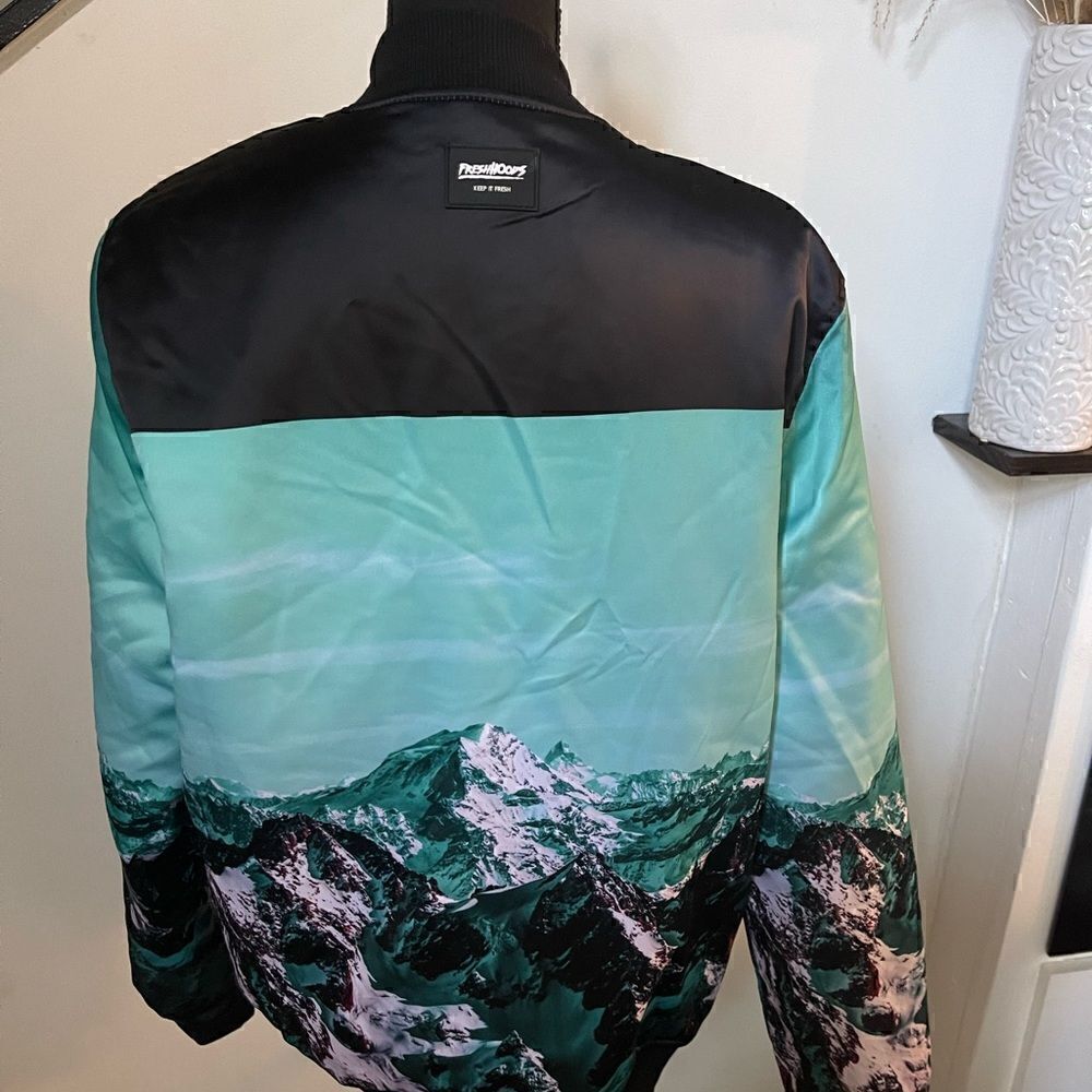 Fresh Hoods Highest Goal Bomber Jacket Sz Medium EUC unisex sizing - Picture 7 of 9